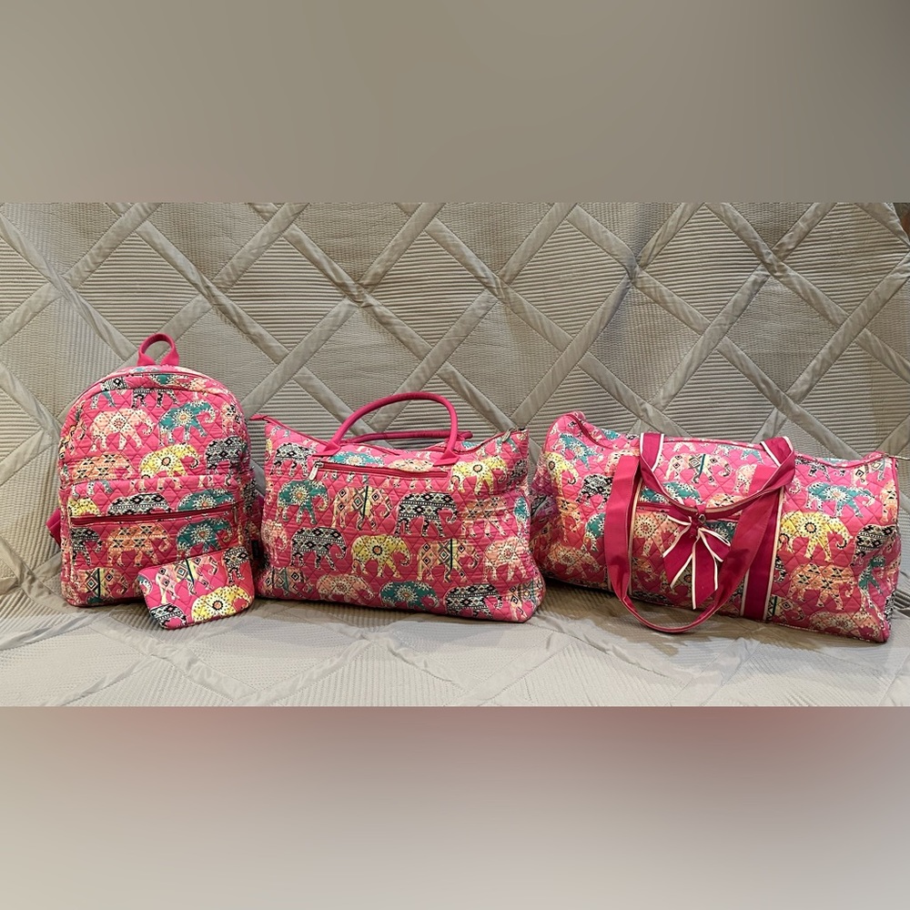SazyBee pink elephant bag collection